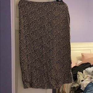 American Eagle Cheetah Print skirt